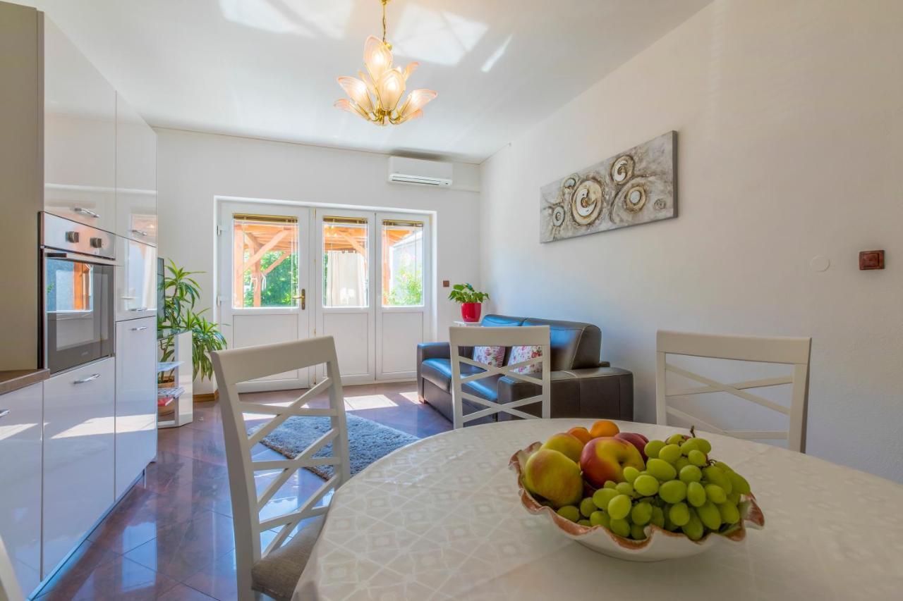 Villa M Криквеница Екстериор снимка
